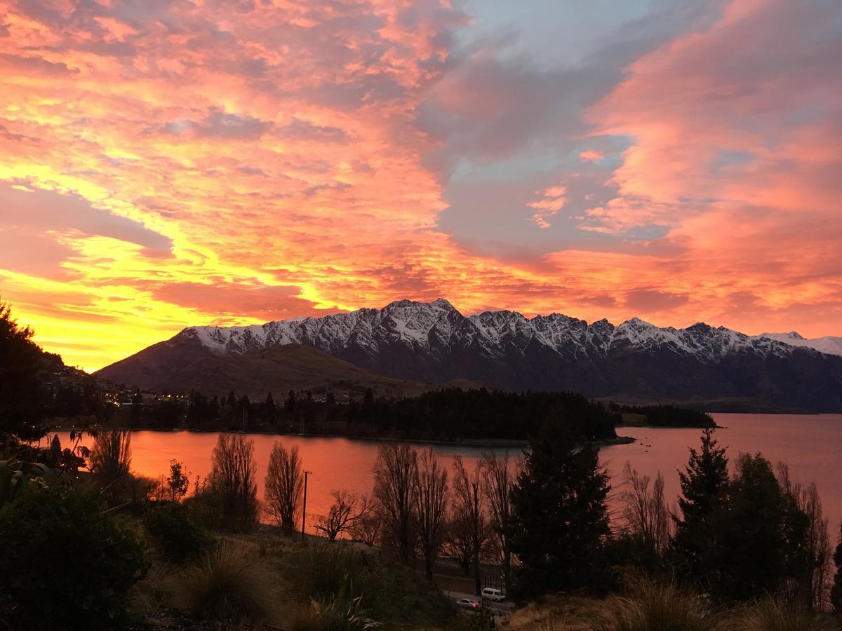 Highview Apartments Queenstown Luaran gambar